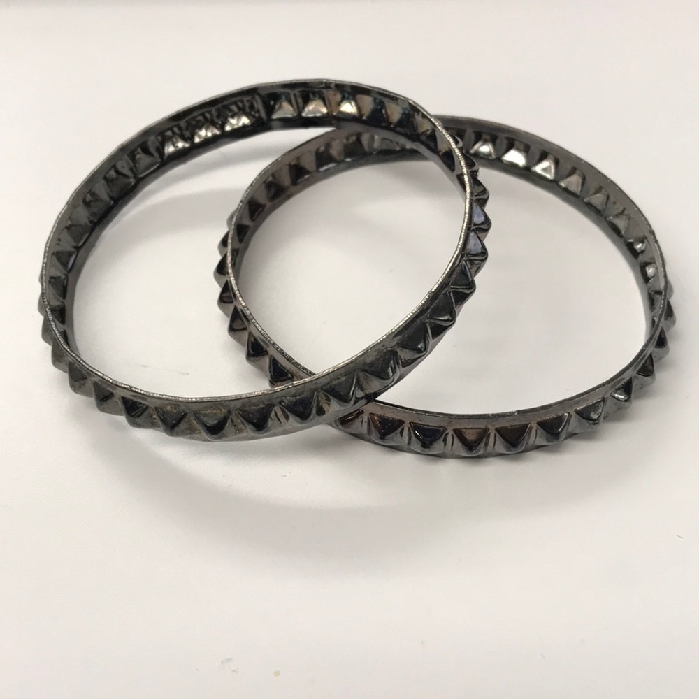 Metal Spike Bracelets - Picture 3 of 8